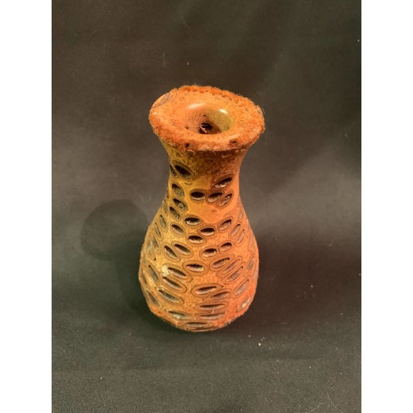Vase - small - Banksia Nut - Picture 2 of 8